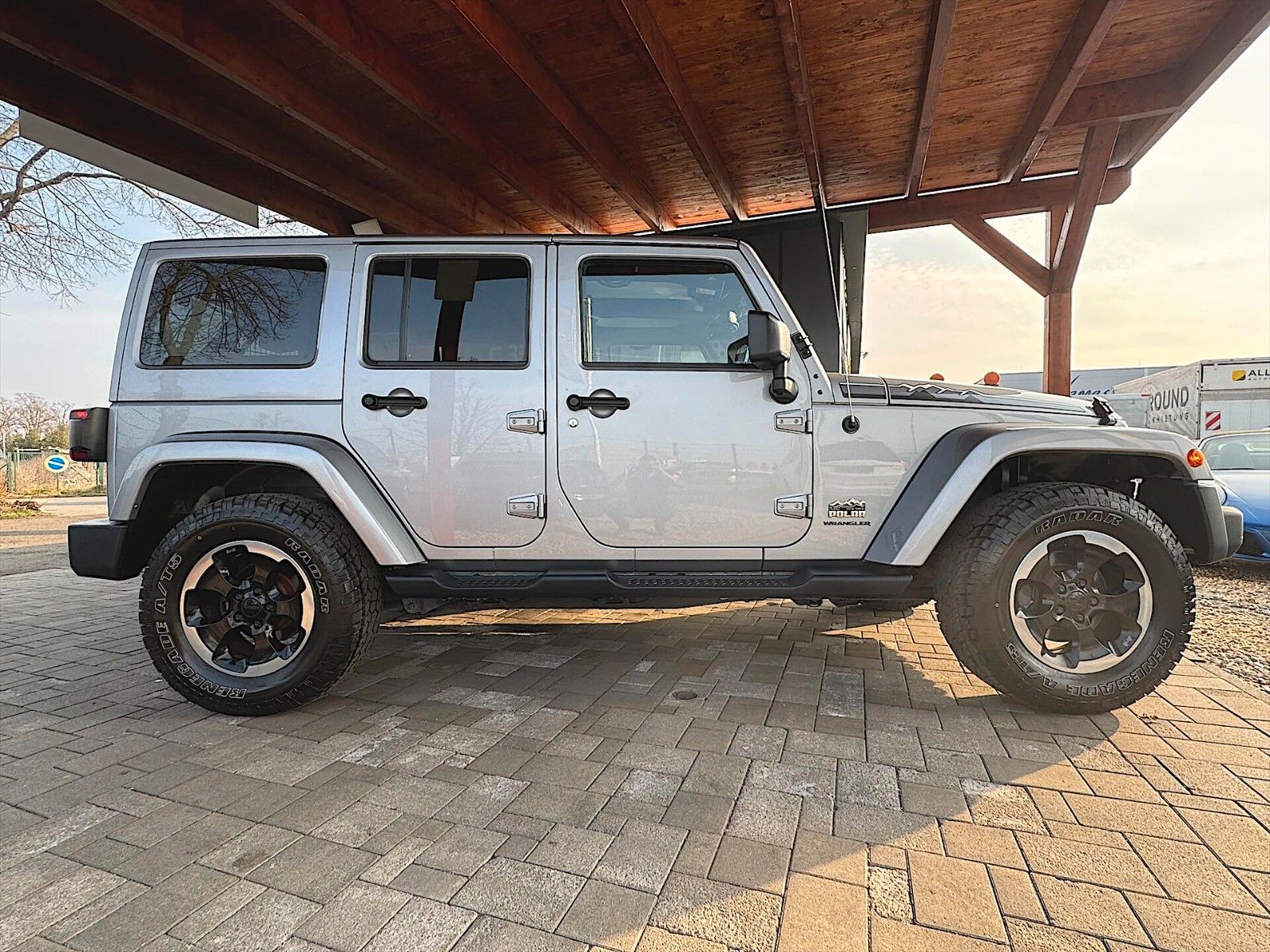 Fahrzeugabbildung Jeep Wrangler 3.6 V6 4x4 Unlimited Polar *LED*Hardtop