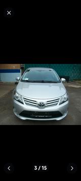 Toyota Avensis Executive 1.8 Valvematic Executive - Toyota Avensis: Limousine