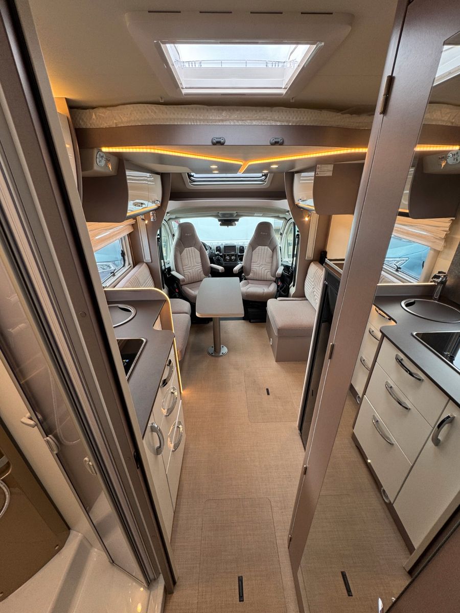 Fahrzeugabbildung Bürstner Lyseo TD 727 G Harmony Line - SIE SPAREN -28%!