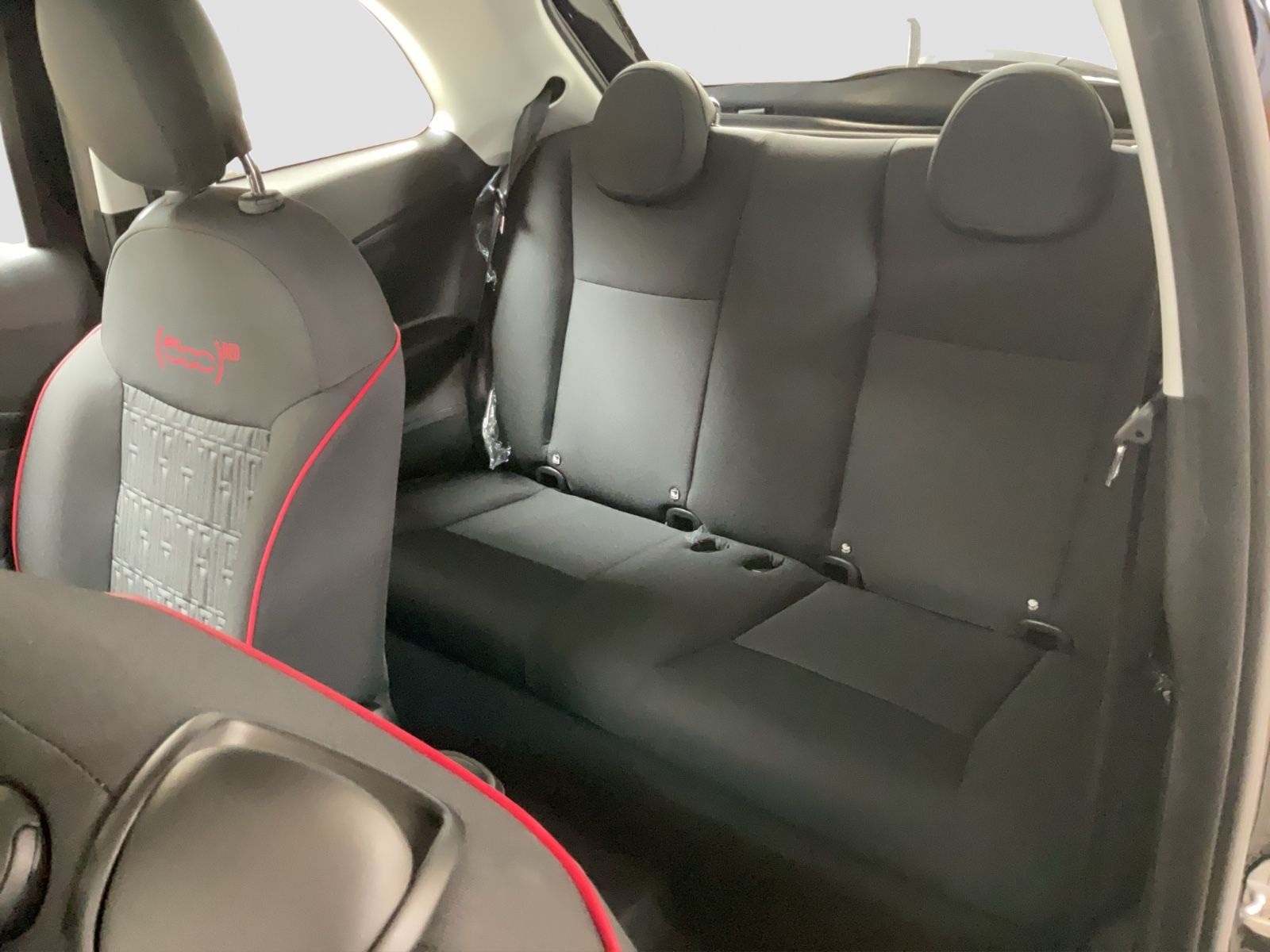 Fahrzeugabbildung Fiat 500e
