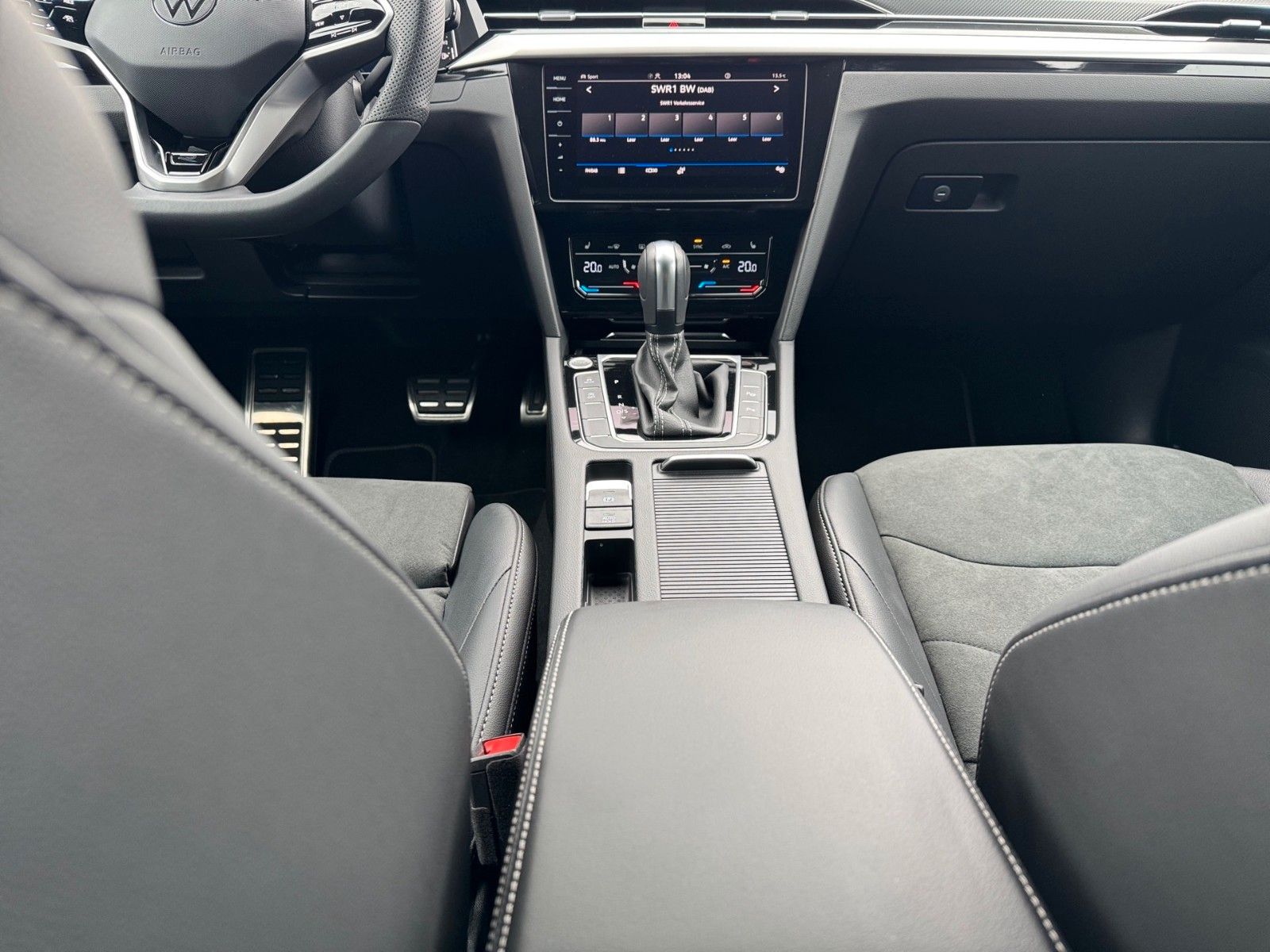 Fahrzeugabbildung Volkswagen Arteon Shooting Brake R-Line 2.0 TSI