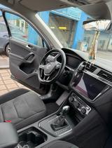 Volkswagen Tiguan 2.0 TDI Highline PANO 20... - Volkswagen Tiguan: Limousine