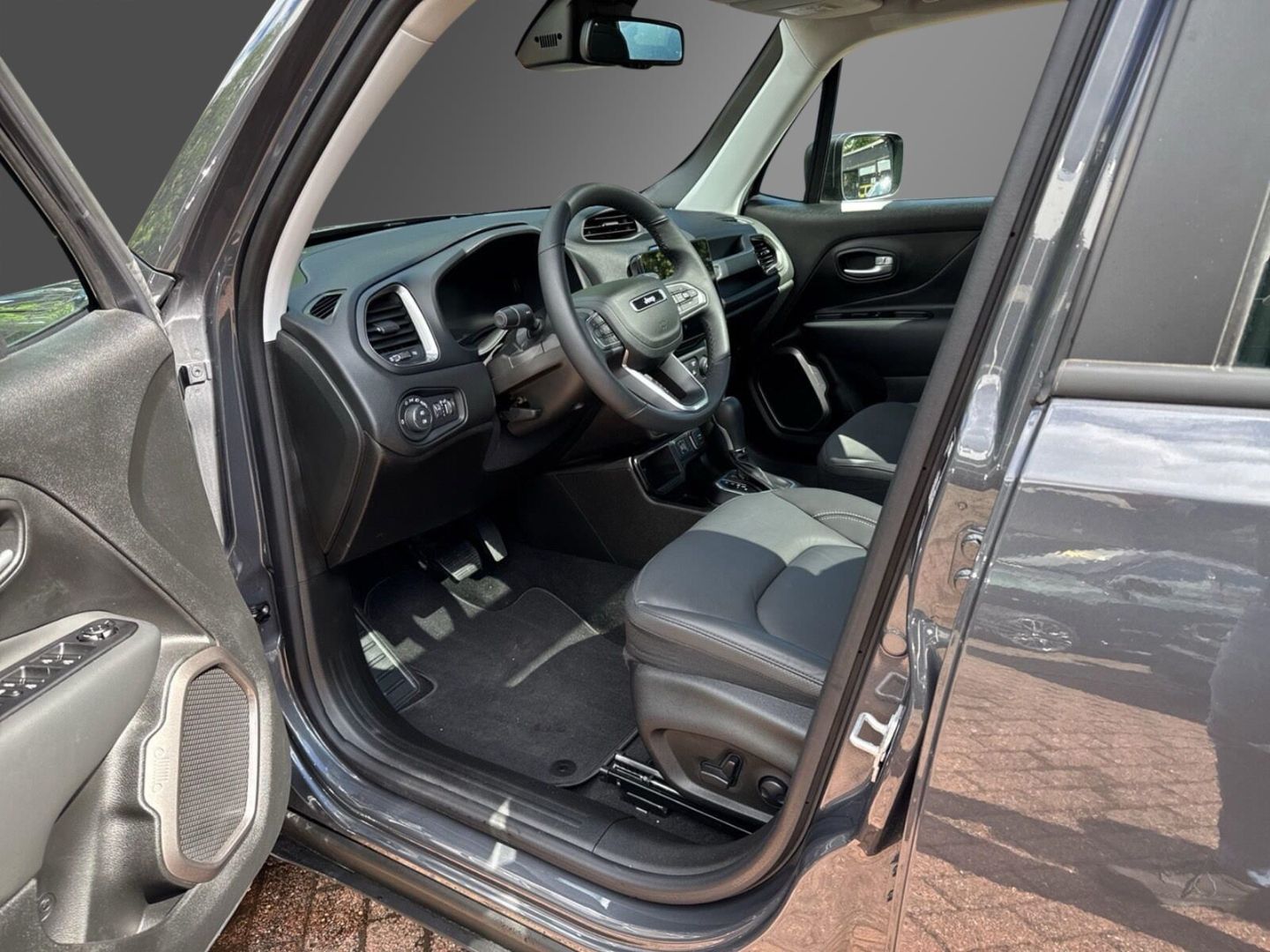Fahrzeugabbildung Jeep Renegade Summit 1.5 MHEV- Leder-Panoramadach-Vol