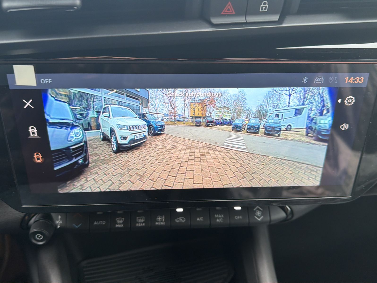 Fahrzeugabbildung Alfa Romeo Junior Ibrida 1.2 VGT 48V-Hybrid 100 kW Speciale