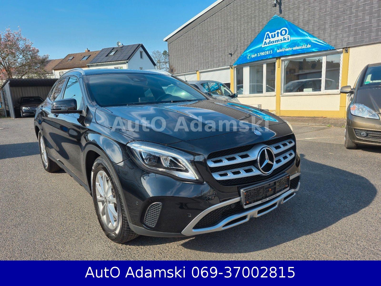 Mercedes-Benz GLA 250 Urban 7G-DCT Keyless LED IHC 29tkm AW