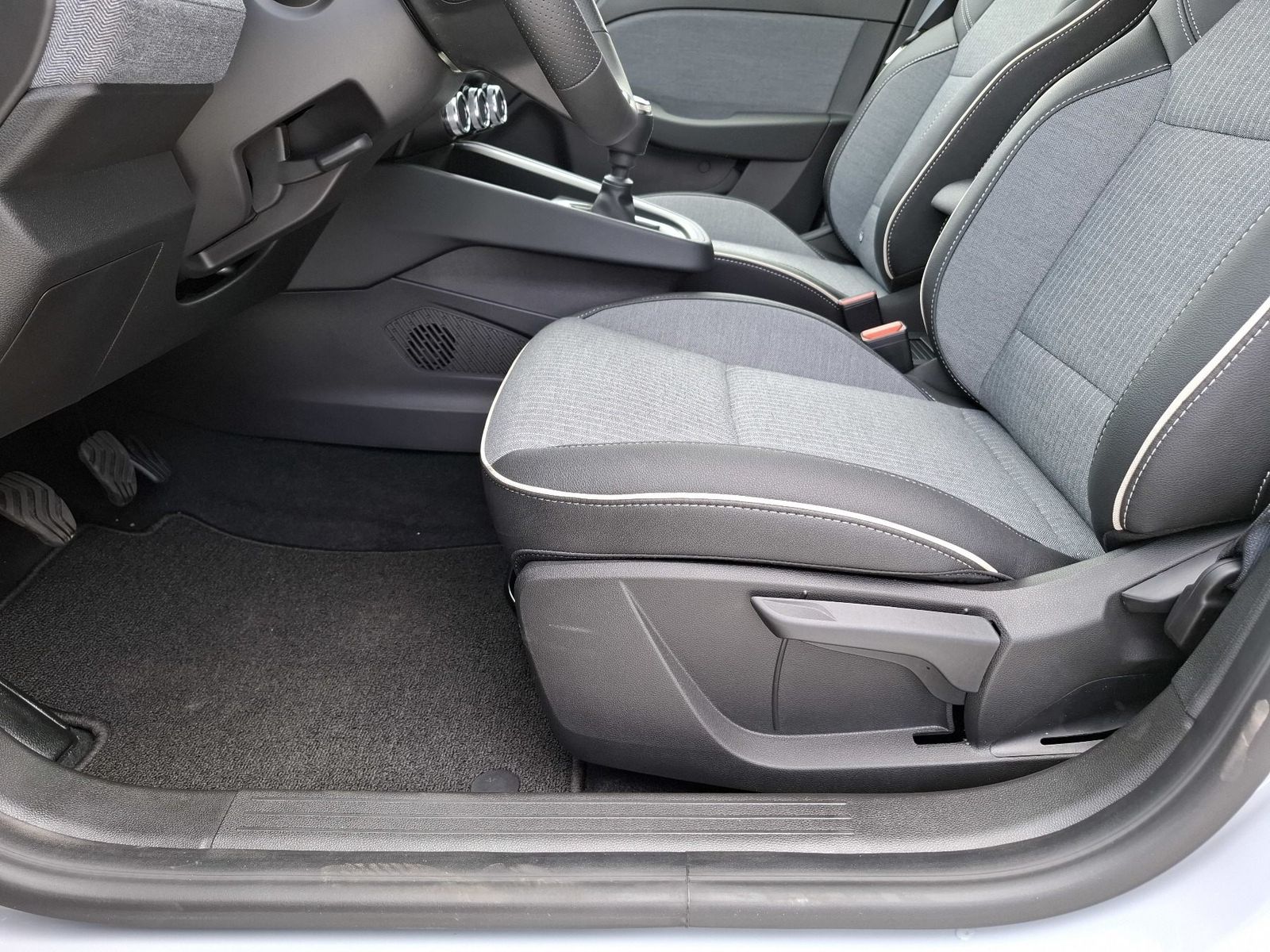 Renault Clio - Bild 30