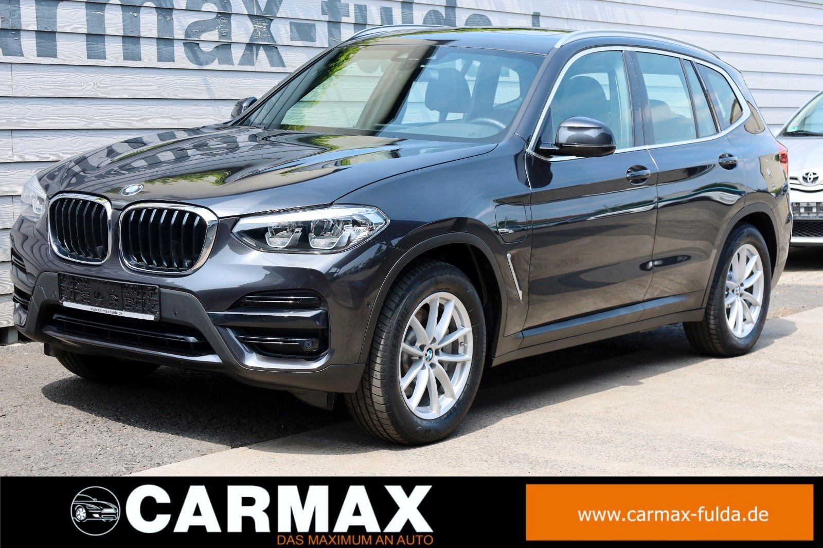 Fahrzeugabbildung BMW X3 xDrive 30 e Advantage,Navi,LED,Panoram,Kamera