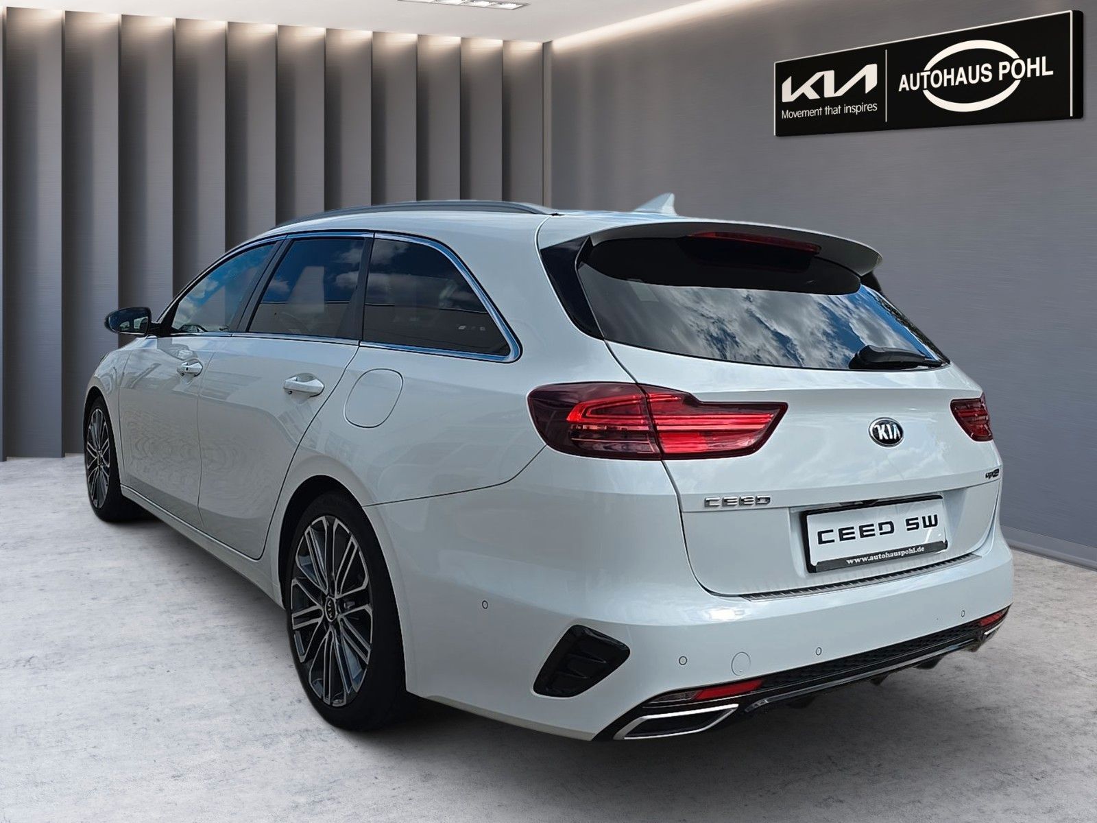 Fahrzeugabbildung Kia Ceed SW 1.6 CRDi DCT GT Line AHK Standheizung