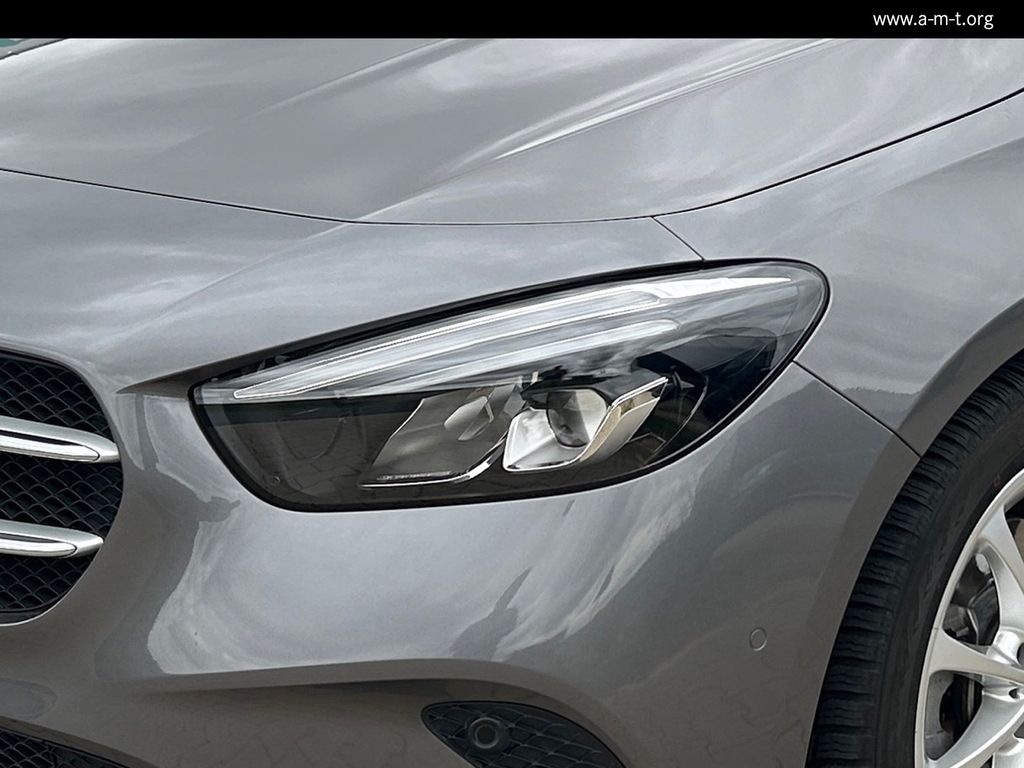 MERCEDES-BENZ B 200