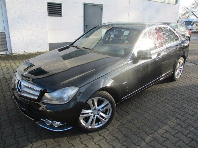 Mercedes-Benz C 180 CGI  Limo Avantgarde Autom. AHK 2.Hand