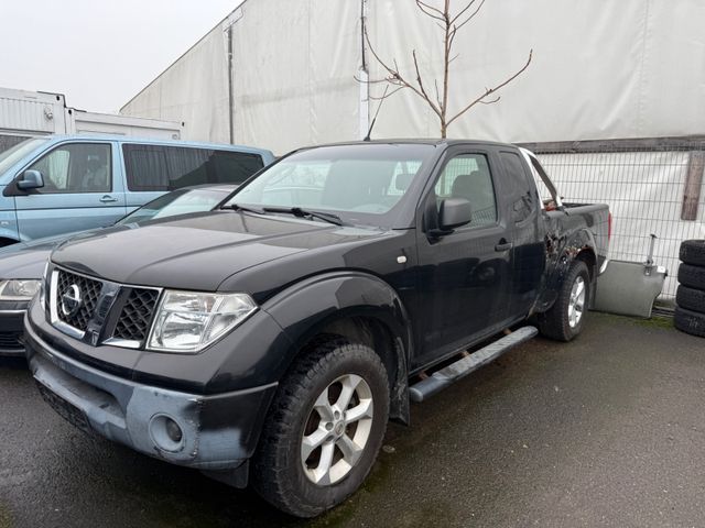 Nissan Navara Pickup King Cab SE 4X4 AHK-Klima-Radio