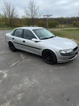 Opel vectra B TÜV Neu 2028 - Opel Vectra aus 1999: B