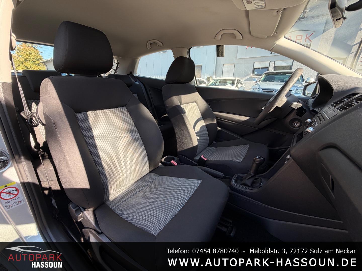 Volkswagen Polo 2011 — photo 6