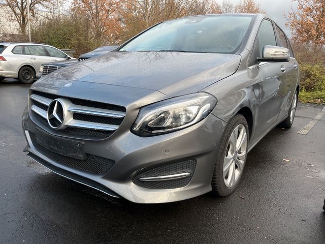 Mercedes-Benz B 200 B -Klasse URBAN NAVI*SHZ*LED*KAM*AHK*TOP*