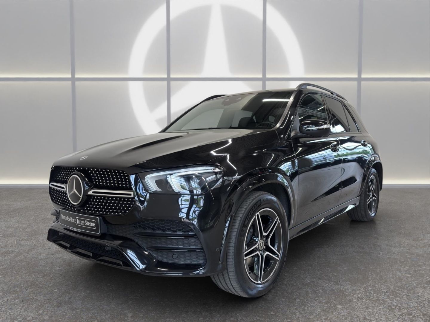 MERCEDES-BENZ GLE 400 d 4M AMG NIGHT+AHK+AIRM+STHZG+DISTR+360°