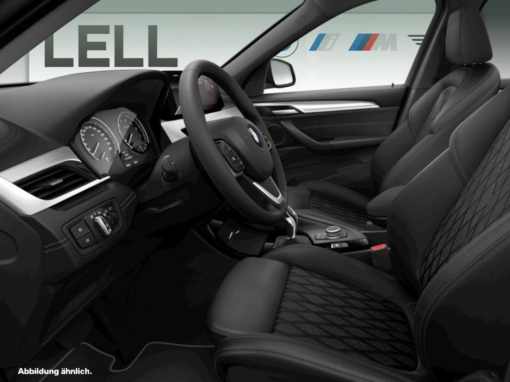 BMW X1 sDrive18i xLine Head-Up HiFi DAB LED RFK AHK foto 3