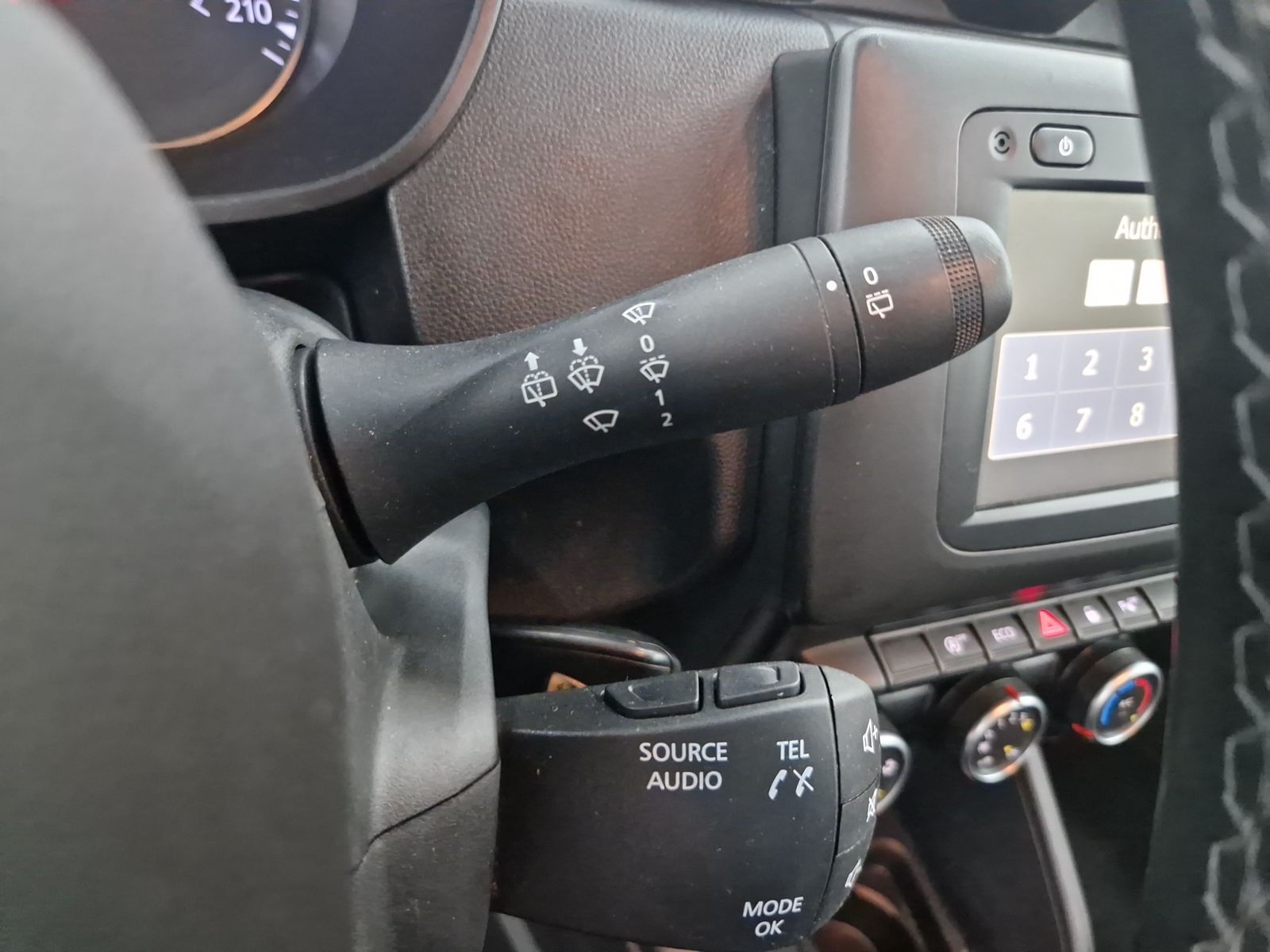 DACIA Duster 1.0 TCe 100 LPG Comfort 2WD – Bild 24