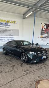 Mercedes-Benz E 220 d Coupé AMG Line / Bourmester / 360°Kamera - mit Diesel-Antrieb: Coupe, Grün