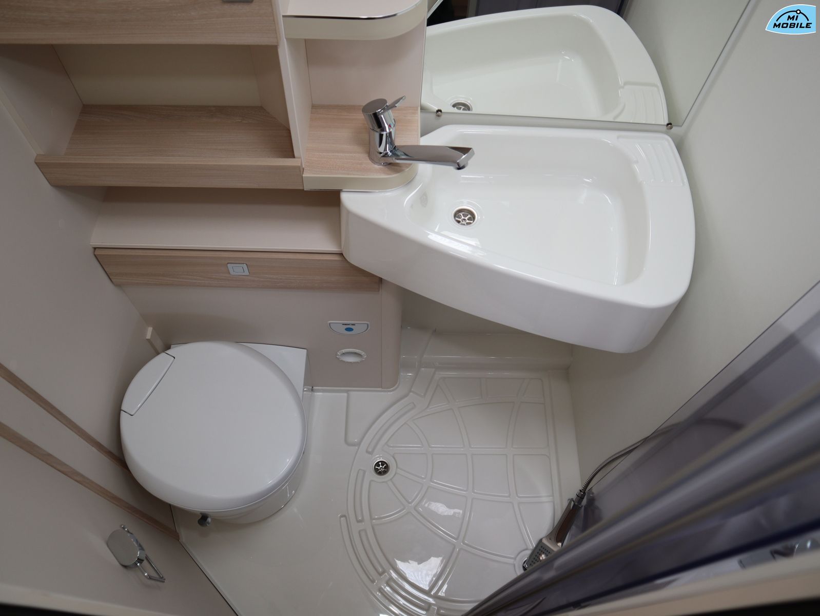 Fahrzeugabbildung Eura Mobil Activa One 690 HB *SCHAUSONNTAG 11-16 Uhr*