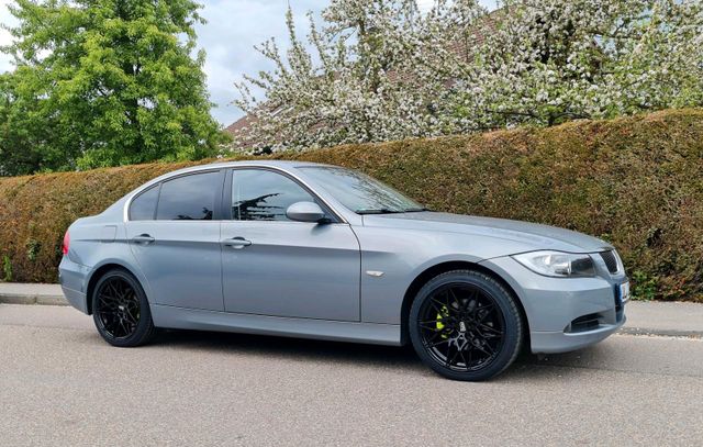 BMW 325i E90 Limousine