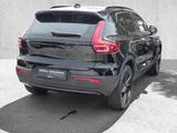 Volvo XC40 B4 2WD Plus Black Edition Plus - Volvo Gebrauchtwagen in Neuss