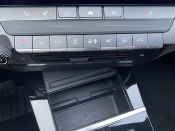 Bild 22 Opel Astra GS ST AT/SHZ+LHZ/PDC vo+hi+360Cam