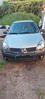 Renault Clio 1.2l 16V  - Renault Clio aus 2003: 1.2