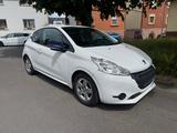 Peugeot 208 Like 3.HAND TÜV - Gebrauchtwagen in Frankfurt bis 5.000 Euro