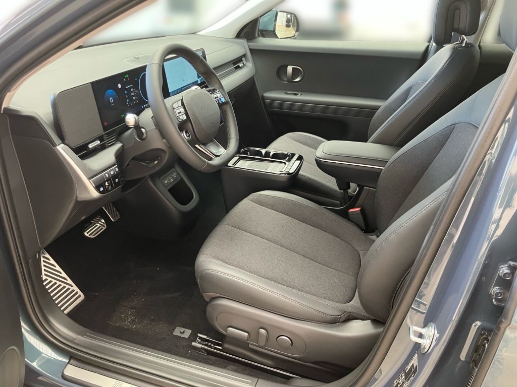 Fahrzeugabbildung Hyundai IONIQ 5 2WD 84kWh Centriq 2xKlima AUT KlimaA SHZ