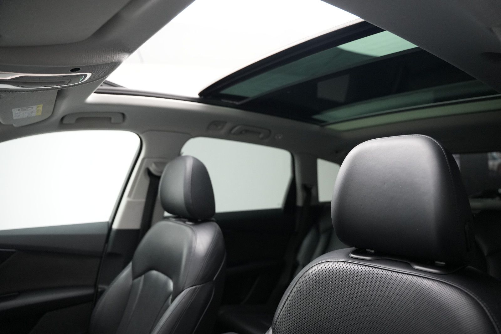 Fahrzeugabbildung Audi Q7 3.0 TDI *S-Line*Panorama*HUD*BOSE*R-Kamera*