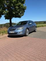 Opel Astra Sports Tourer 1.4 Turbo Sport 103kW Sport - Opel Astra aus 2010: Sports