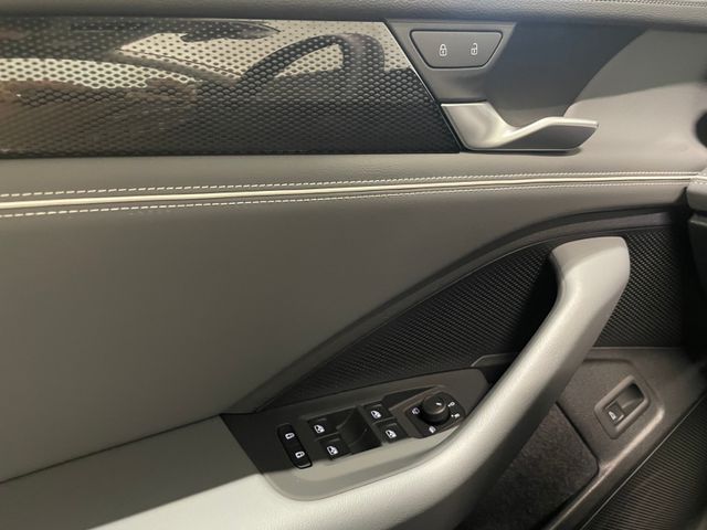 Passat Variant Business 2.0 TDI DSG AHK RFKd