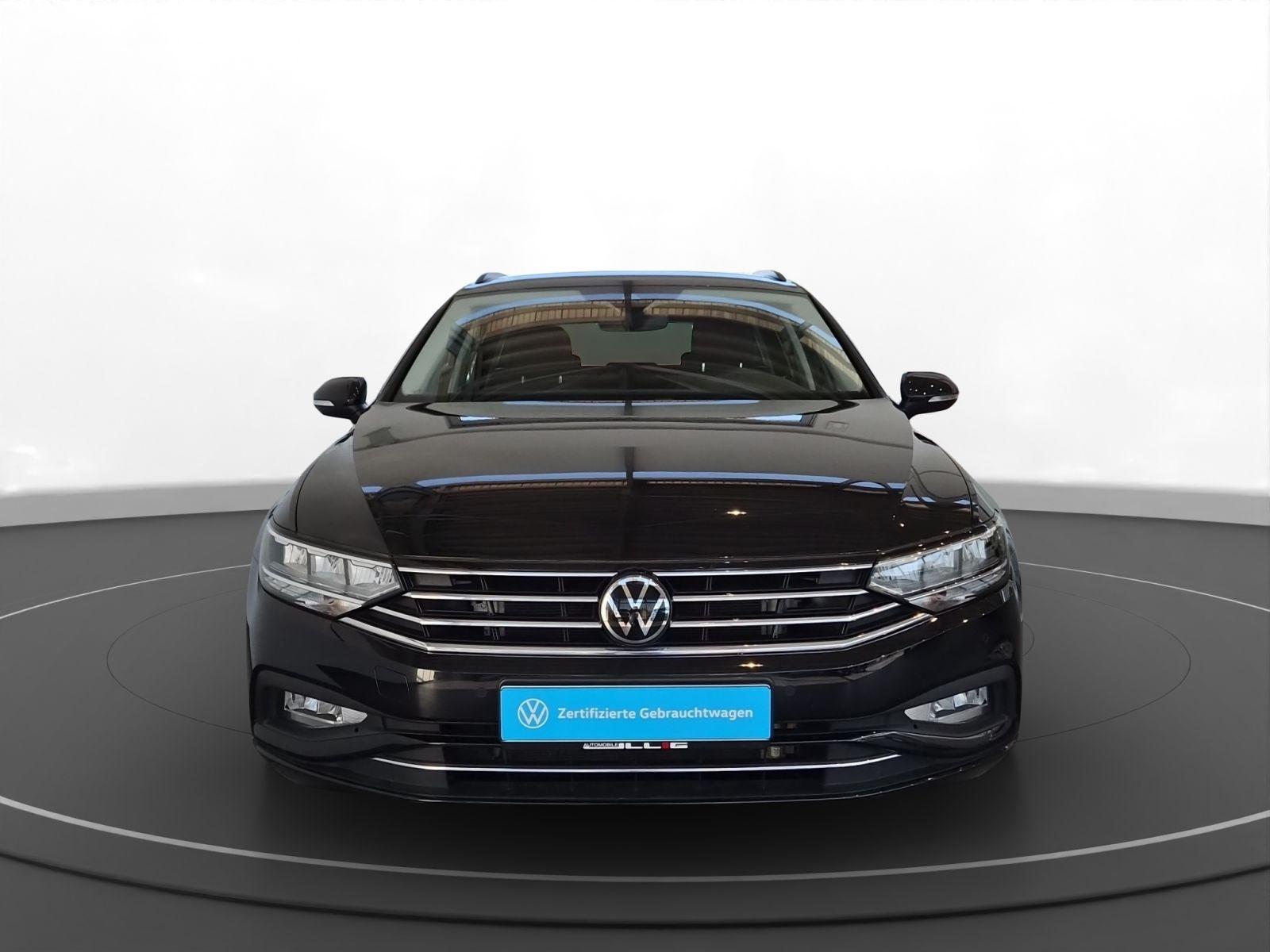 Volkswagen Passat Variant 1.5 TSI DSG Business AHK*Navi