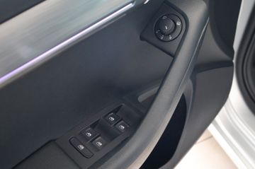 Skoda Octavia Combi Style Automatik LED Pano PDC