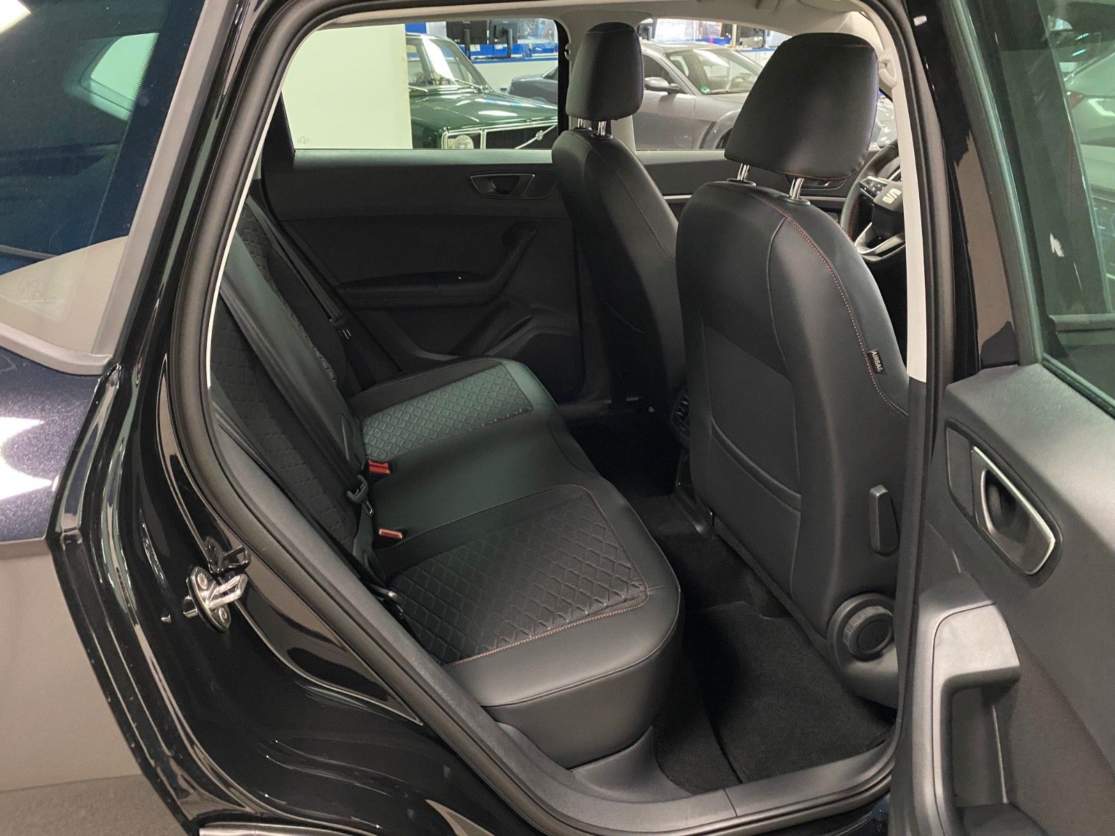 Fahrzeugabbildung SEAT Ateca 1.5 TSI FR+5 Jah.GARANTIE+KAMERA+18"ALU+BC