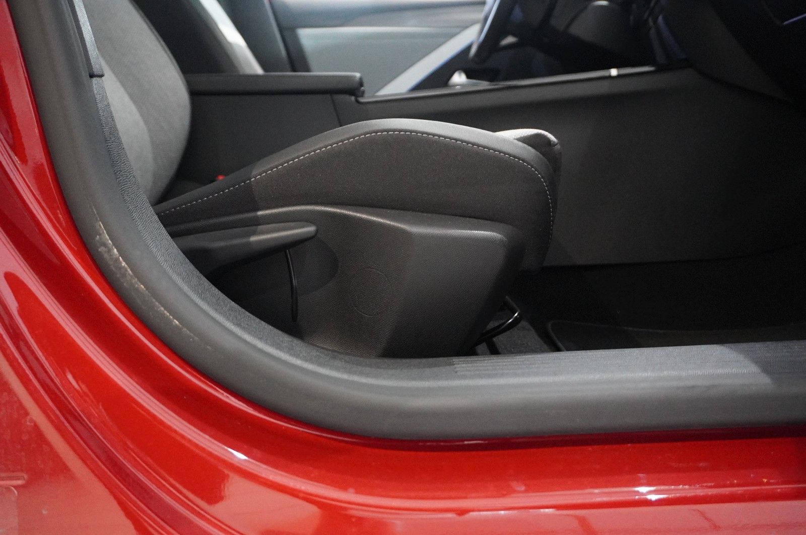 Fahrzeugabbildung Opel Astra L Lim. 1.6 HYBRID ELEGANCE NAVI/LED/KAMERA