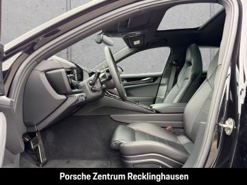 Porsche Panamera - 4