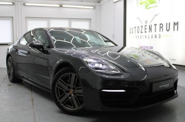 Porsche Panamera - 3