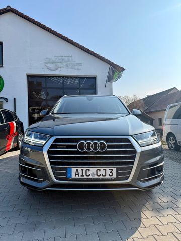 AUDI Q7 3.0 TDI | quattro | tiptronic | 7 - Sitzer 