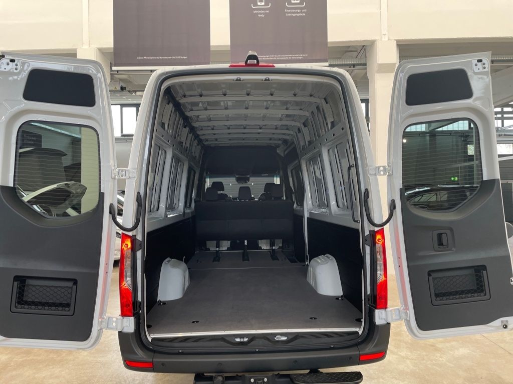 Fahrzeugabbildung Mercedes-Benz Sprinter 317 Mixto PRO L3H2 5 Sitze 3,5t AHK