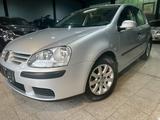 Volkswagen Golf V Lim. Comfortline 1.6*AUTOMATIK*NAVI*TÜV N - VW Gebrauchtwagen von 2005