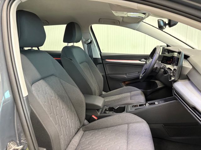 Golf VIII Variant Life 1.5 eTSI DSG LED ACC