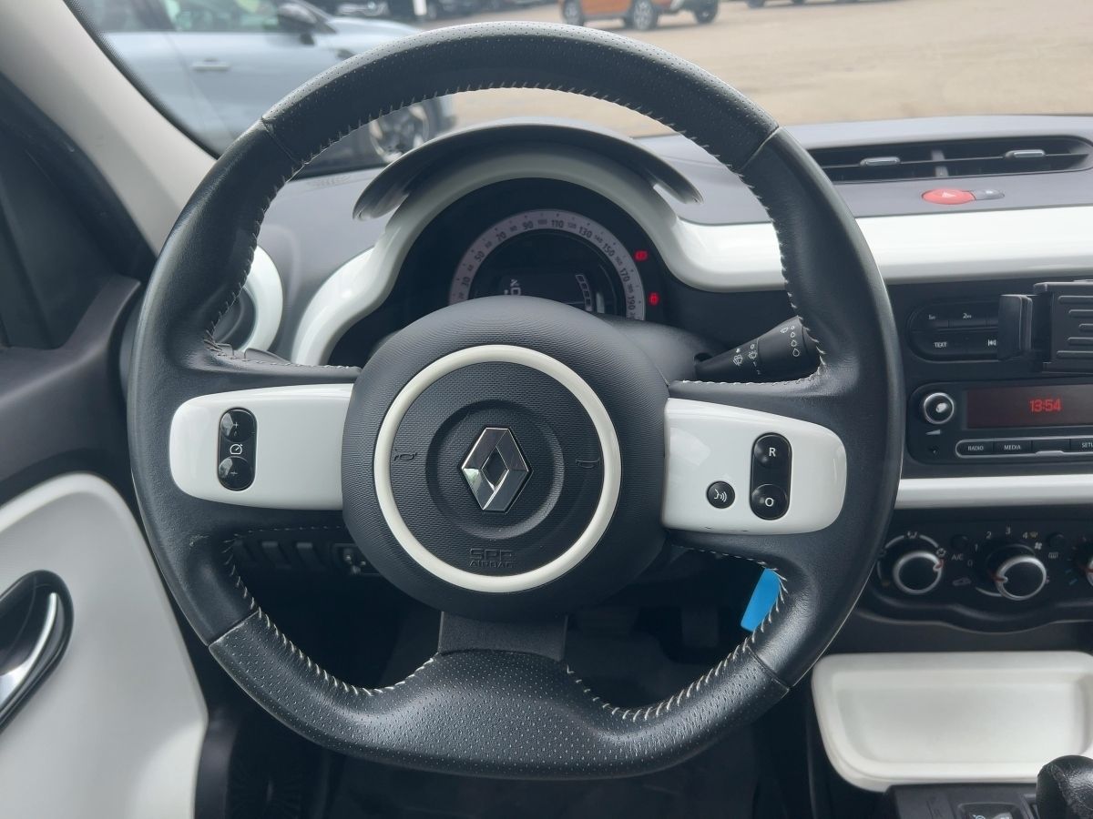 Fahrzeugabbildung Renault Twingo Intens ENERGY TCe 90 EDC 8-fach SHZ