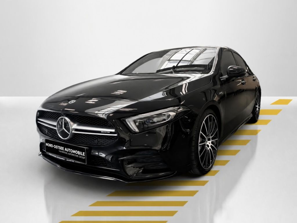 Mercedes-Benz A 35 AMG 4M LIMO Pano 360° DISTRO KEYLESS MBUX imagem 2