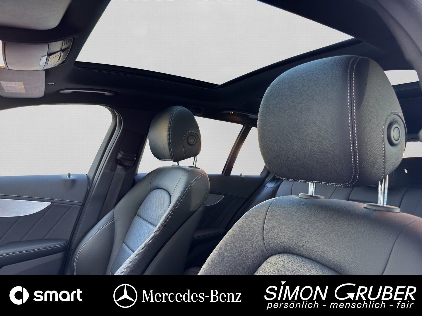Fahrzeugabbildung Mercedes-Benz C 300 T AMG Line Pano Burm Airmatic Distr. 360
