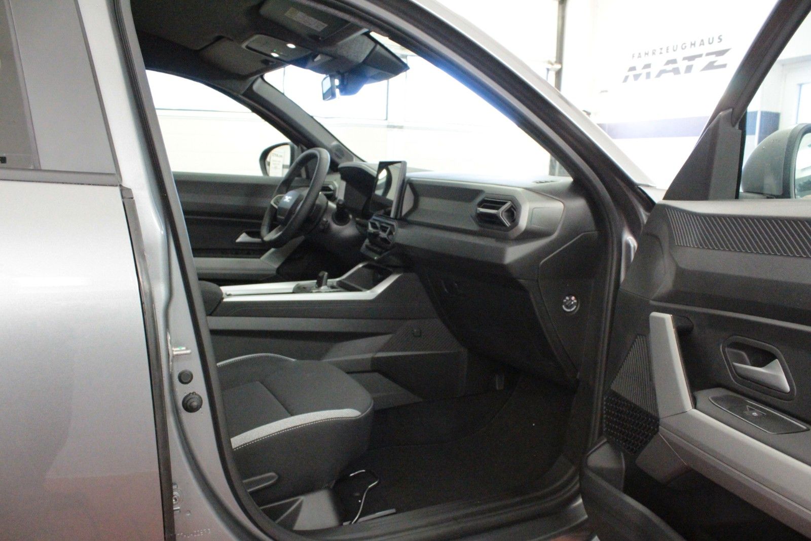 Fahrzeugabbildung Dacia Bigster Hybrid 155 Journey *Winter-*City-Paket*