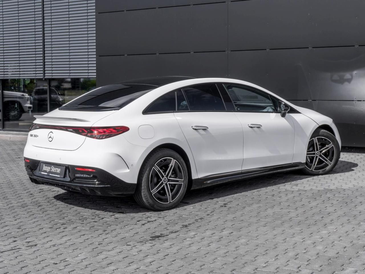Mercedes-Benz EQE 350 AMG Night Panorama Distronic AHK 360° foto 3