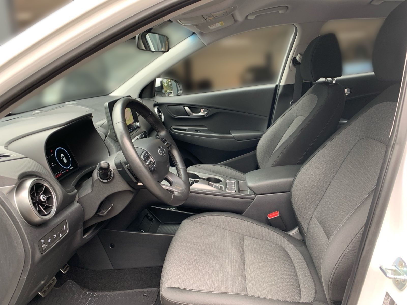 Fahrzeugabbildung Hyundai KONA Select Elektro 11 kW OBC Sitzheizung