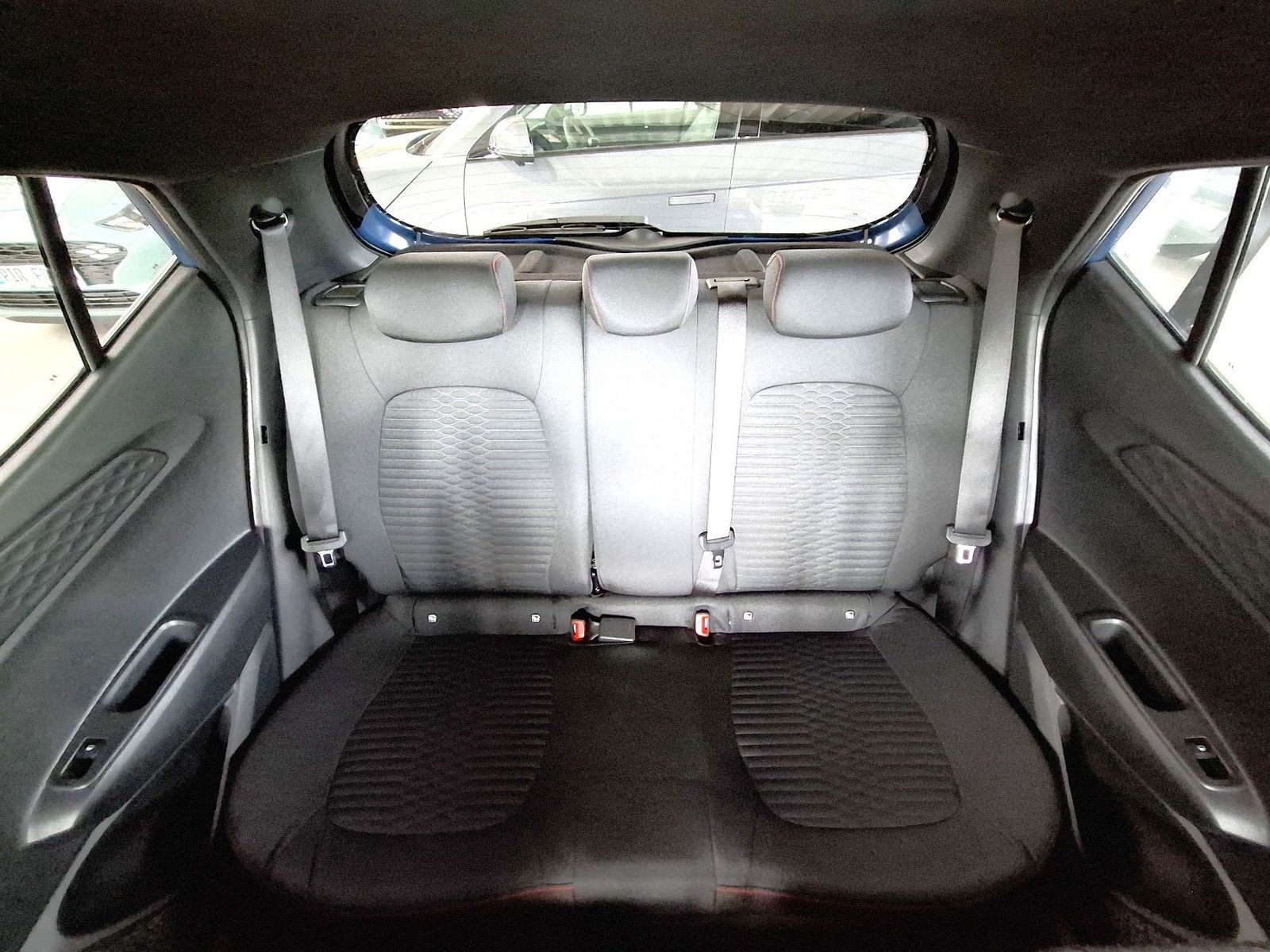 Hyundai i10 - Bild 15