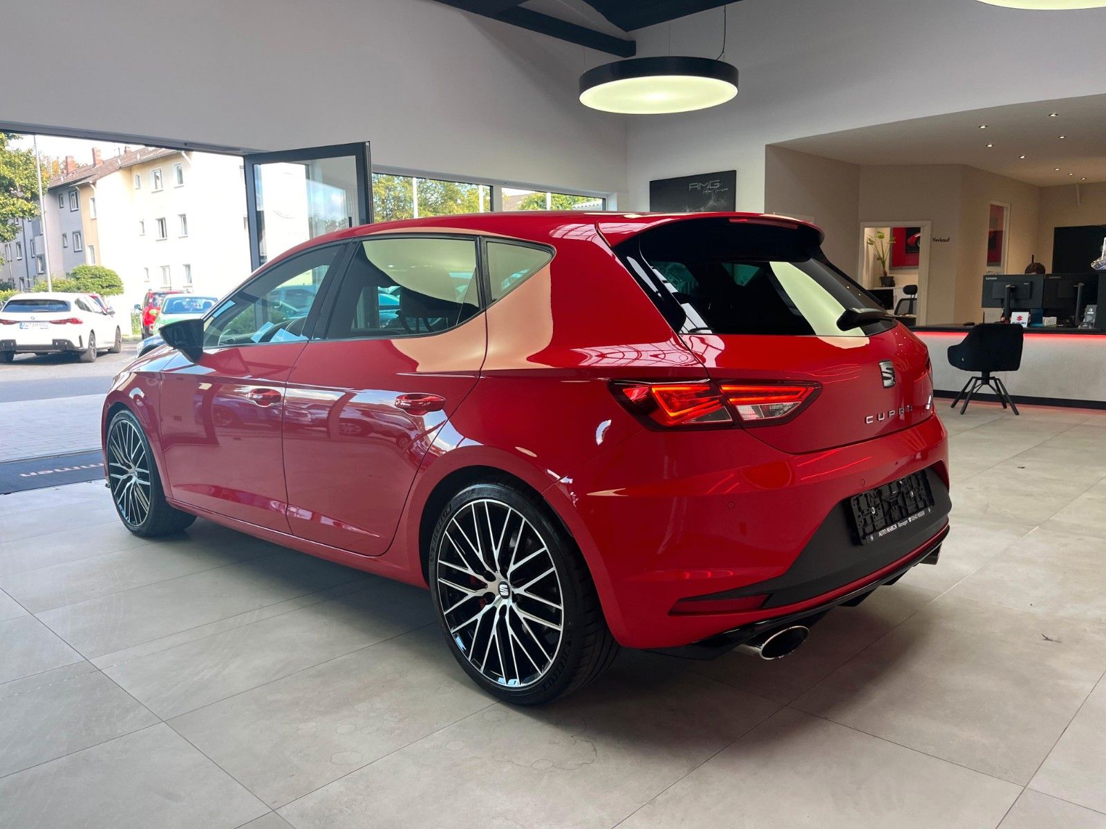Fahrzeugabbildung SEAT Leon Cupra 280*8xbereift*PDC*NAVI*Winter*Sound*